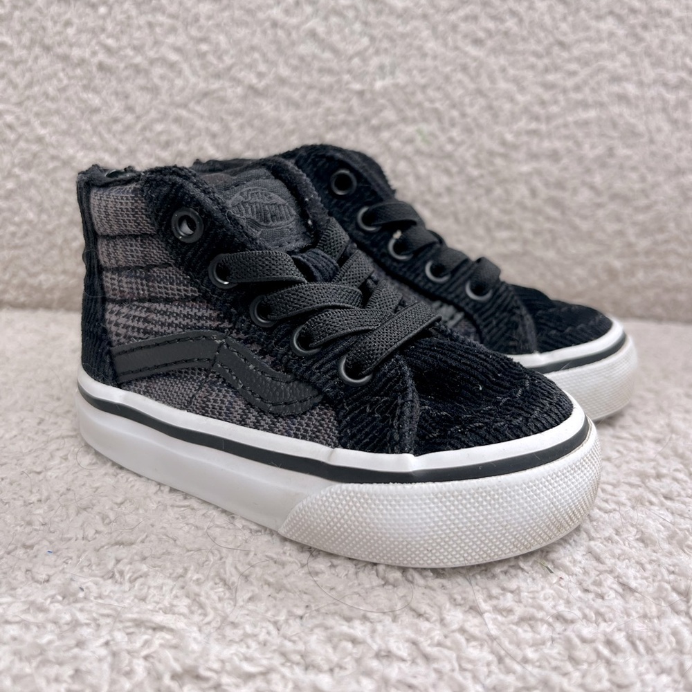 Vans Kids High-Top Sneakers in Black and Gray